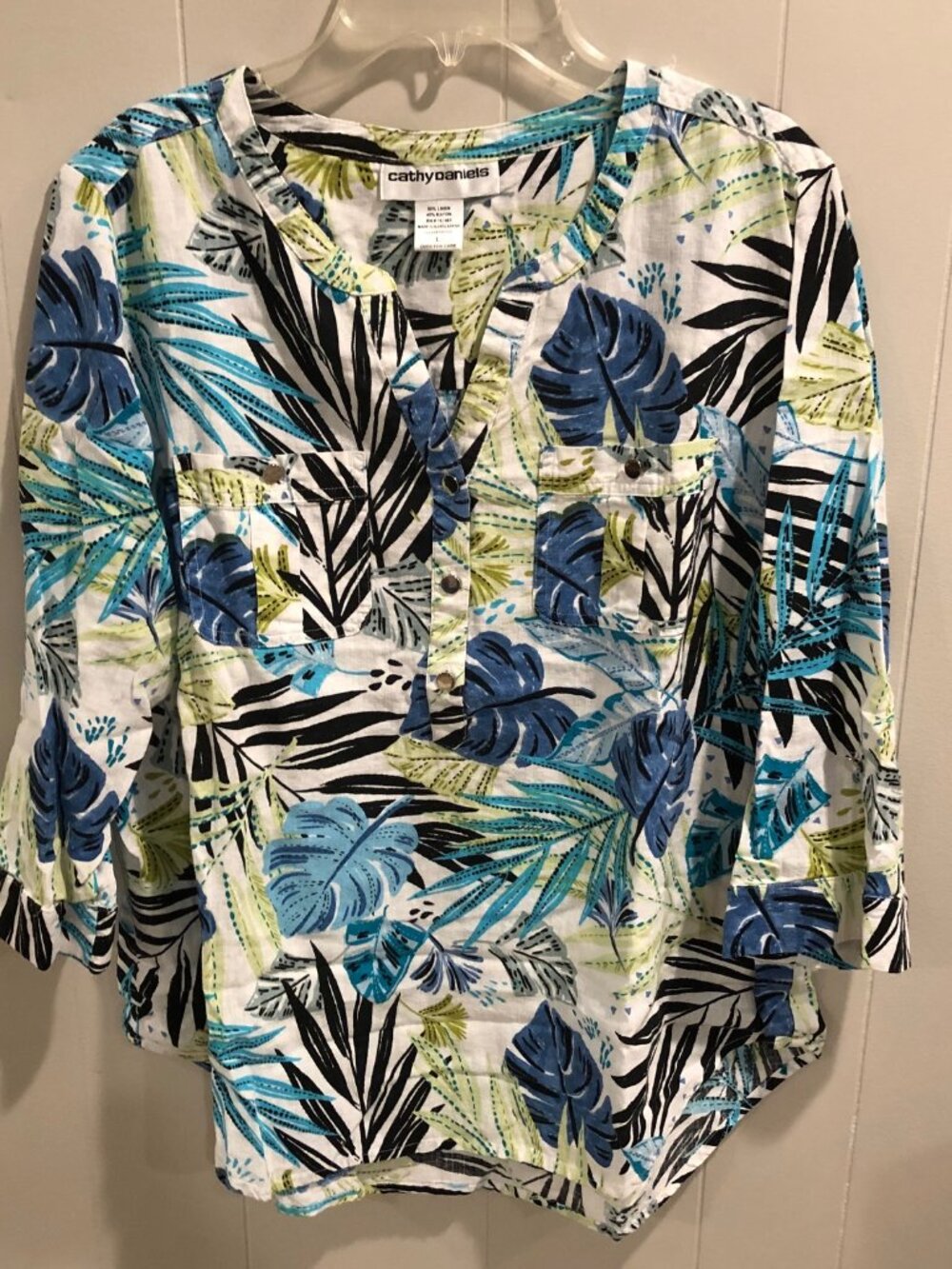 Cathy Daniels Tropical Linen Blend Top, Size L